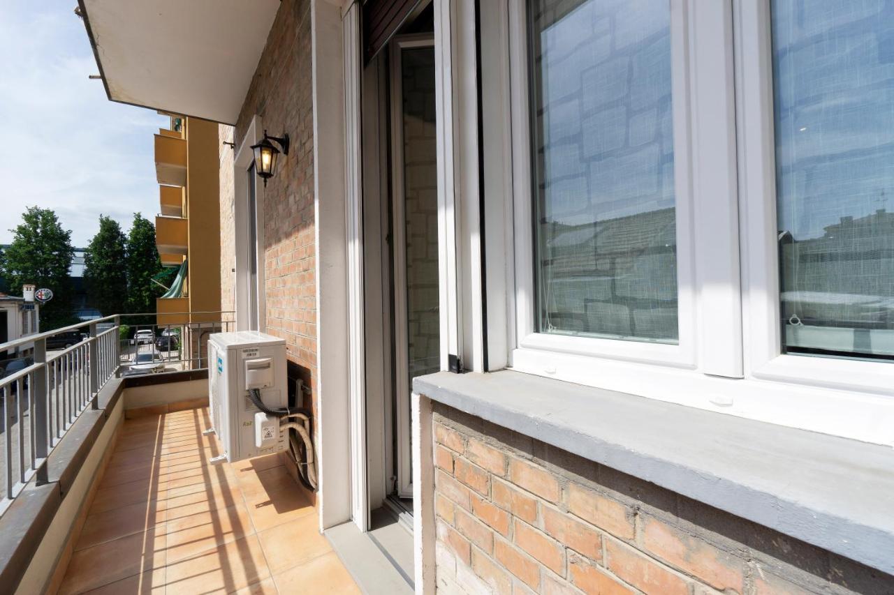 Getthekey Pasubio Apartment Bologna Luaran gambar