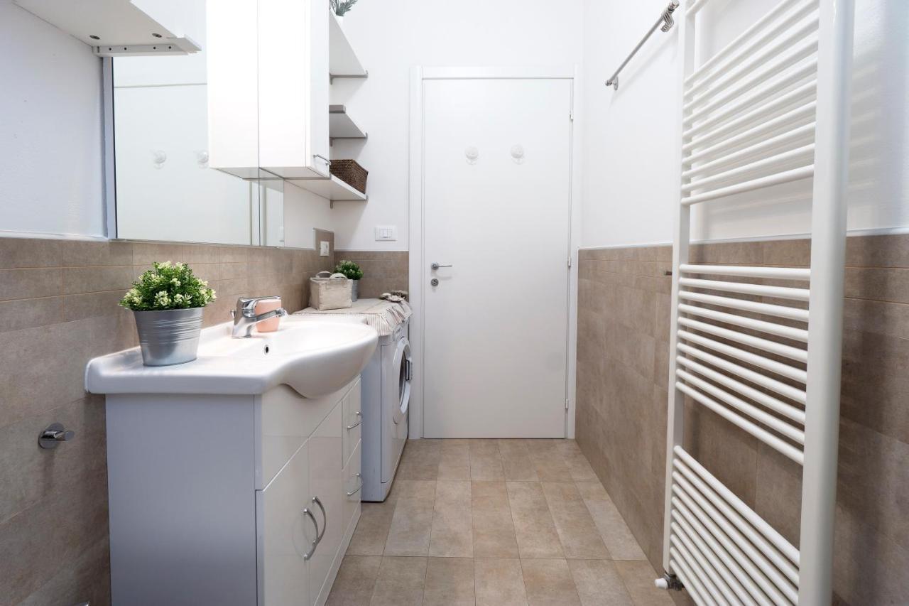 Getthekey Pasubio Apartment Bologna Luaran gambar